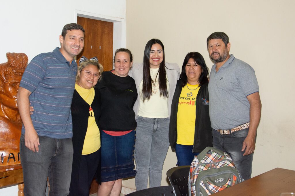 SiPTeD y Municipalidad de San Javier firman convenio para que trabajadores puedan finalizar estudios secundarios 4 SiPTeD y Municipalidad de San Javier firman convenio para que trabajadores puedan finalizar estudios secundarios imagen-3