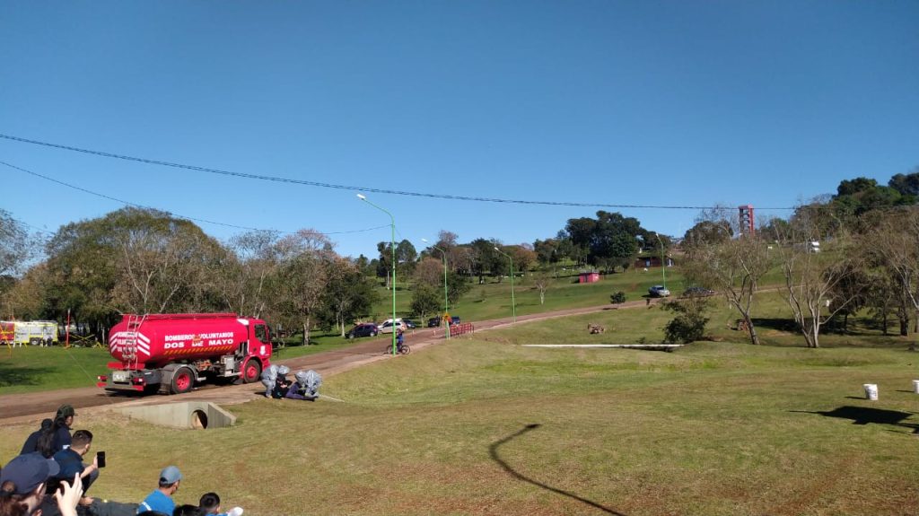 Bomberos Voluntarios se congregaron en Dos de Mayo para realizar una exposición imagen-15