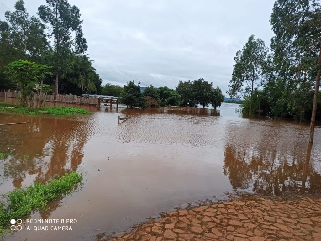 Por la crecida del Río Uruguay son siete familias evacuadas como medida preventiva en San Javier 2 Por la crecida del Río Uruguay son siete familias evacuadas como medida preventiva en San Javier imagen-1
