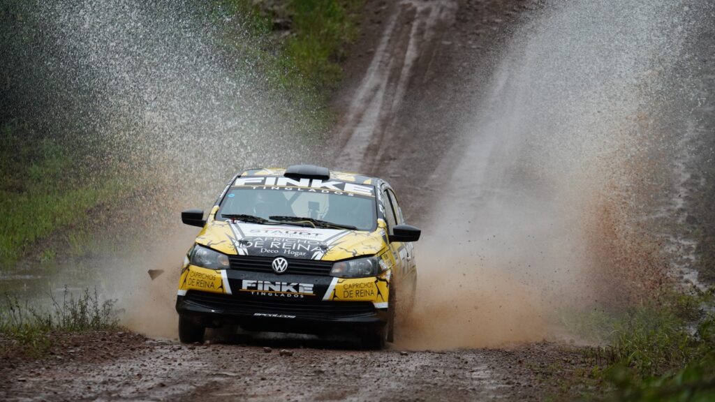 El binomio Héctor Finke Jr - Marcos Espíndola ganó el rally de Alem imagen-3