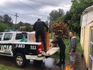 SAN JAVIER: Evacuaron a alrededor de 15 familias por la crecida del Río Uruguay imagen-1