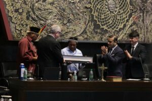 Hugo Passalacqua y Lucas Romero asumieron como Gobernador y Vice respectivamente “Gobernabilidad con gobernabilidad se paga” 2 Hugo Passalacqua y Lucas Romero asumieron como Gobernador y Vice respectivamente “Gobernabilidad con gobernabilidad se paga” imagen-1