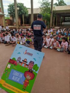 Finalizaron las charlas de los Bomberos de San Javier en las escuelas 2 Finalizaron las charlas de los Bomberos de San Javier en las escuelas imagen-1