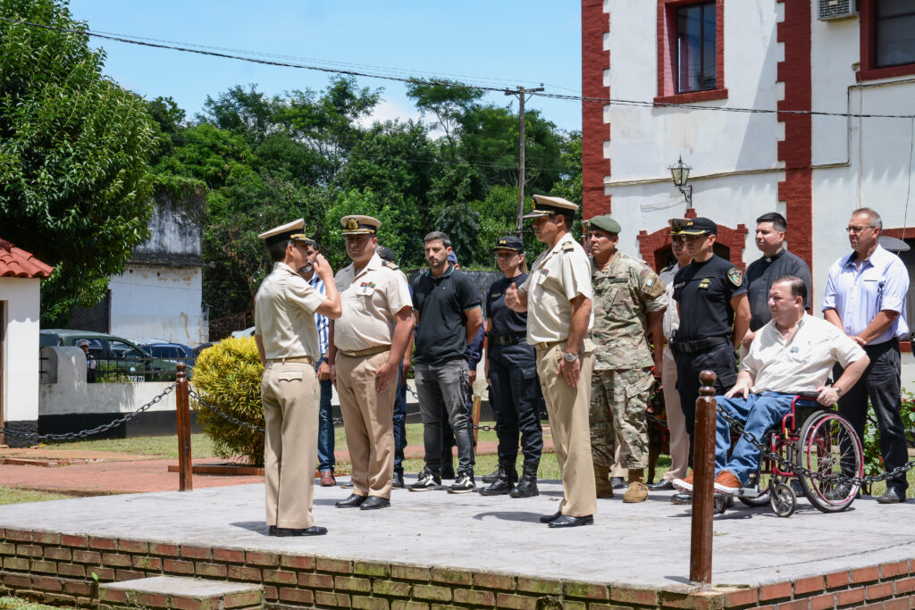 El Prefecto Principal Lucas Matias Dalzotto asumió como nuevo Jefe de la Prefectura en San Javier 2 El Prefecto Principal Lucas Matias Dalzotto asumió como nuevo Jefe de la Prefectura en San Javier imagen-1