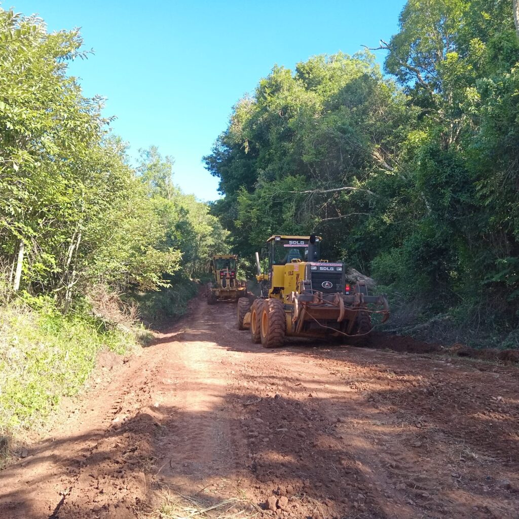 Vialidad con 10 frentes de obra simultáneos en rutas y caminos terrados imagen-1