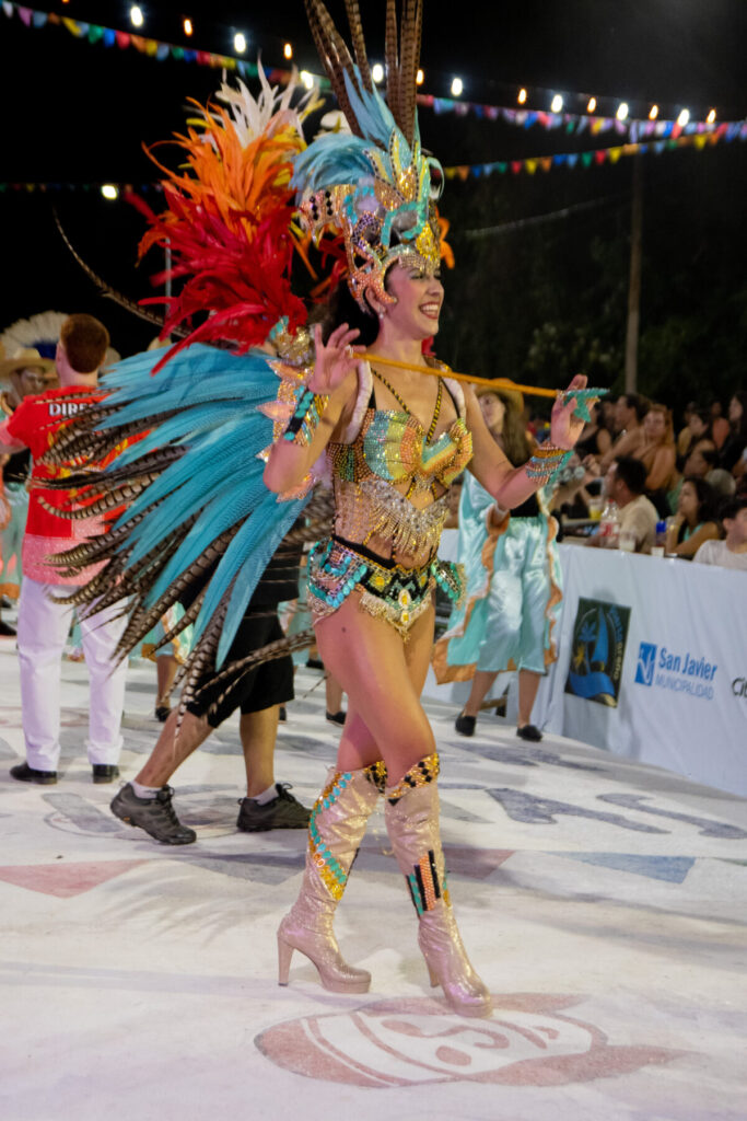 "Alegría no tem fim": San Javier inauguró los Carnavales Misioneros 2025 con brillo y alegría imagen-3