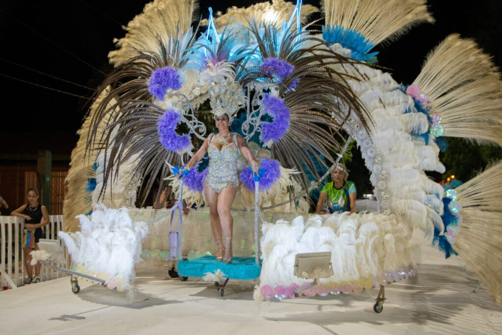 "Alegría no tem fim": San Javier inauguró los Carnavales Misioneros 2025 con brillo y alegría imagen-9