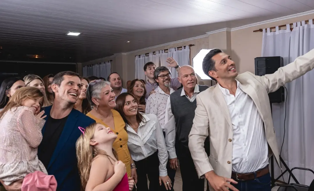 CON LA PRESENCIA DE HARTFIELD, LA LIBERTAD AVANZA LANZÓ SU LISTA EN OBERÁ imagen-6