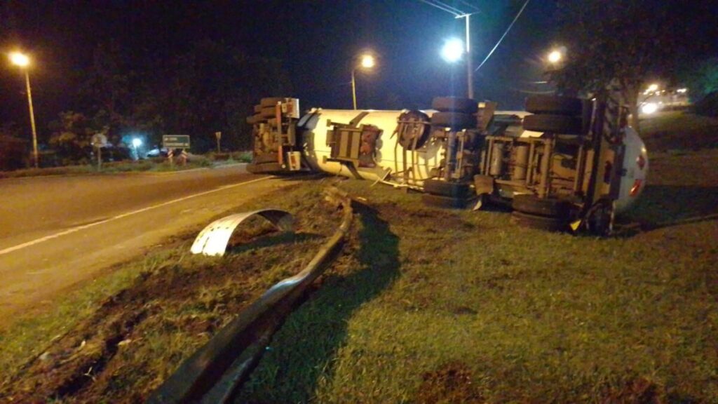 INFORMACIÓN URGENTE:CORTE TOTAL RUTA 14 EN CAMPO VIERA imagen-1