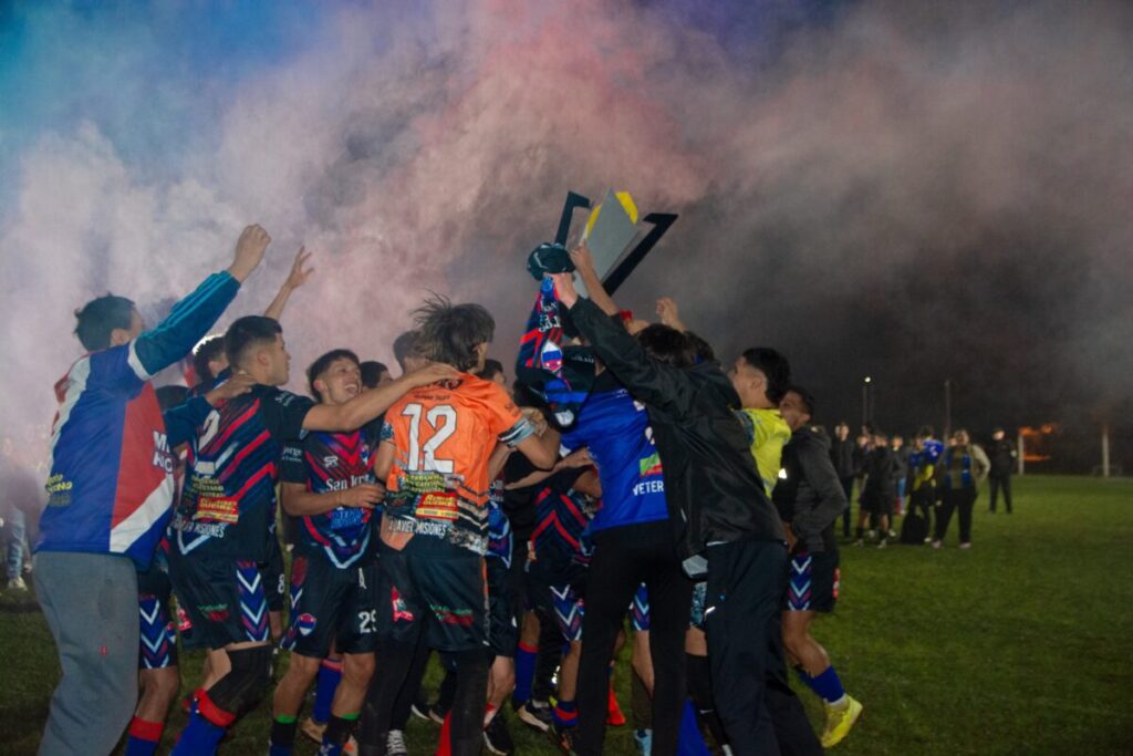 Futbol Local, Juan Pablo II campeón por primera vez de la liga alto uruguay imagen-1