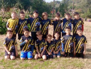 Futbol infantil, en una definición para el infarto “Los Baris” se consagraron campeones de la copa oro “peques 2015” imagen-7