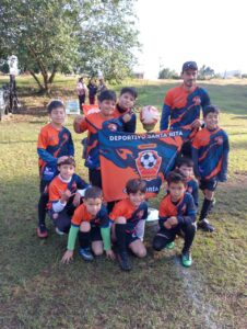 Futbol infantil, en una definición para el infarto “Los Baris” se consagraron campeones de la copa oro “peques 2015” imagen-3