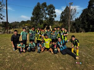 Futbol infantil, en una definición para el infarto “Los Baris” se consagraron campeones de la copa oro “peques 2015” imagen-5