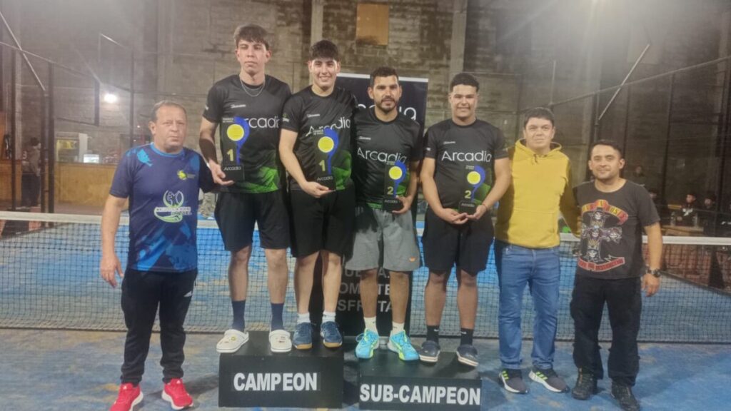 Pádel la dupla integrada por Joaquín Espindola y Mauro Lovera ganaron este fin de semana en Complejo Dido´s imagen-3