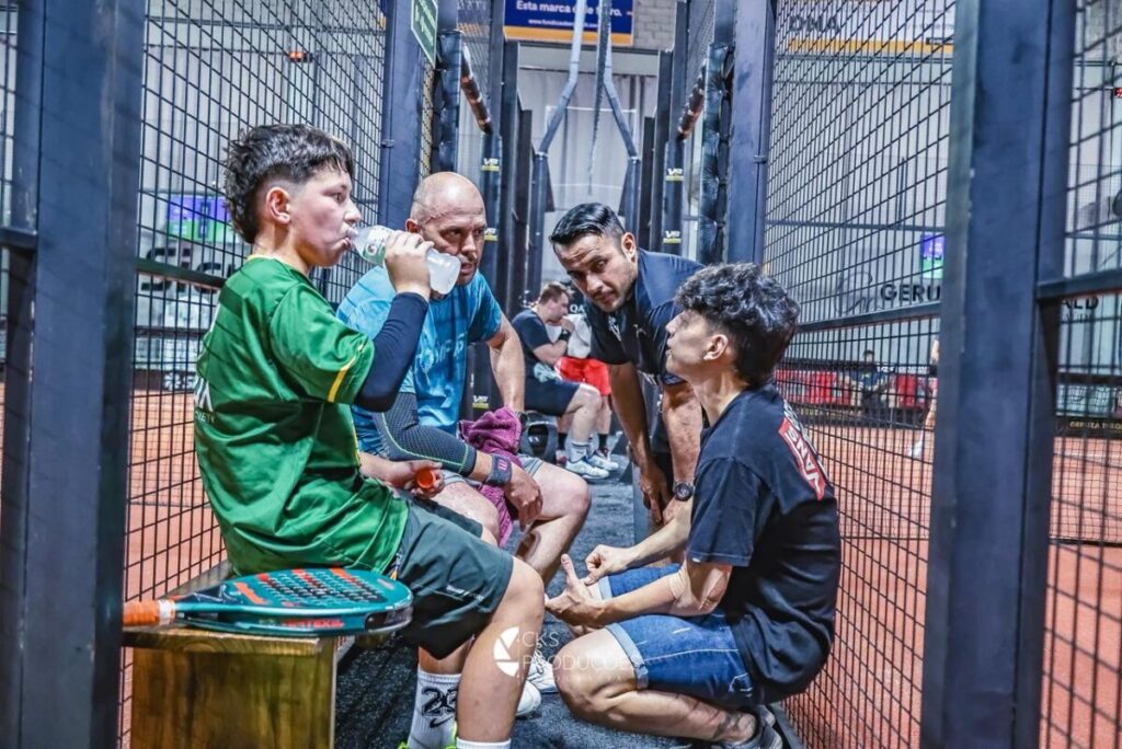 El pádel de san Javier trasciende fronteras y pisa fuerte en la región 12 El pádel de san Javier trasciende fronteras y pisa fuerte en la región imagen-11