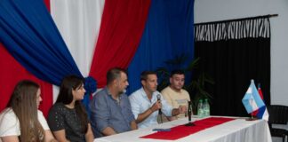 El intendente Matías Vilchez celebró la apertura de un quirófano en el hospital local La Misión Digital imagen-6