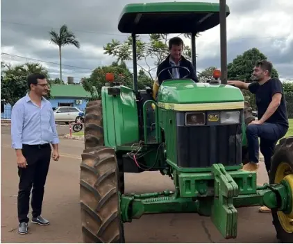 Mojón Grande fortalece su producción ganadera con nueva maquinaria imagen-1