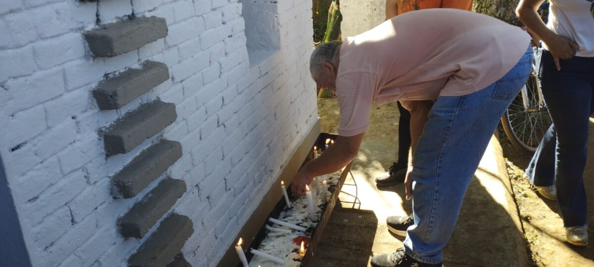 Multitudinaria muestra de fe en el Cerro Monje: “No es turismo, es promesa” 10 Multitudinaria muestra de fe en el Cerro Monje: “No es turismo, es promesa” imagen-9