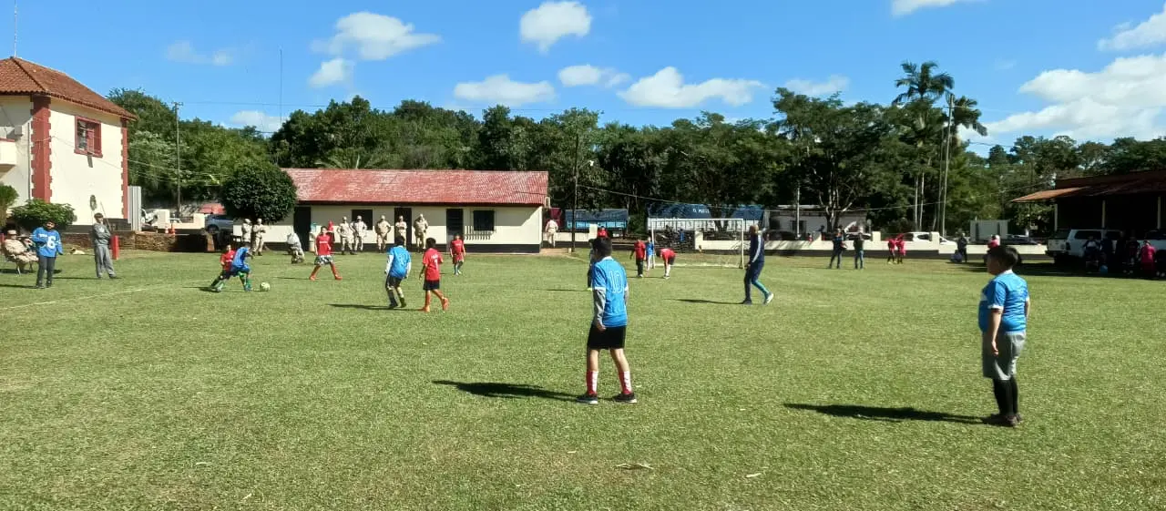 Comenzó en San Javier el Torneo de Fútbol Infantil “Copa Aniversario Prefectura Naval Argentina” imagen-3
