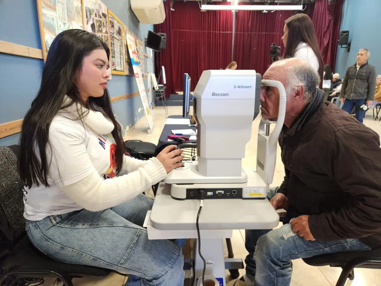 Mirar Mejor acercó la atención oftalmológica integral para centenares de vecinos de Santo Pipó imagen-5
