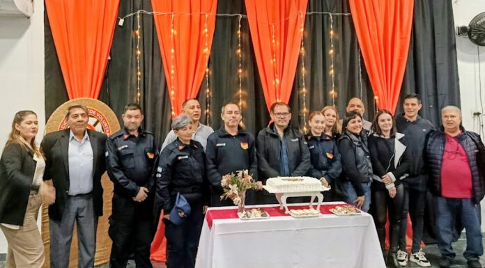 Bomberos Voluntarios de San Javier celebraron su día con una cena de camaradería y presentaron una nueva unidad de ataque rápido La Misión Digital imagen-1