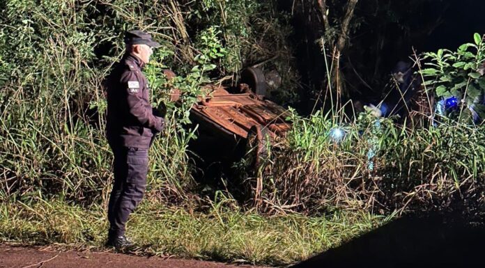 Perdió el control del auto y terminó volcando al costado de la Ruta Provincial 5 en Panambí La Misión Digital imagen-1