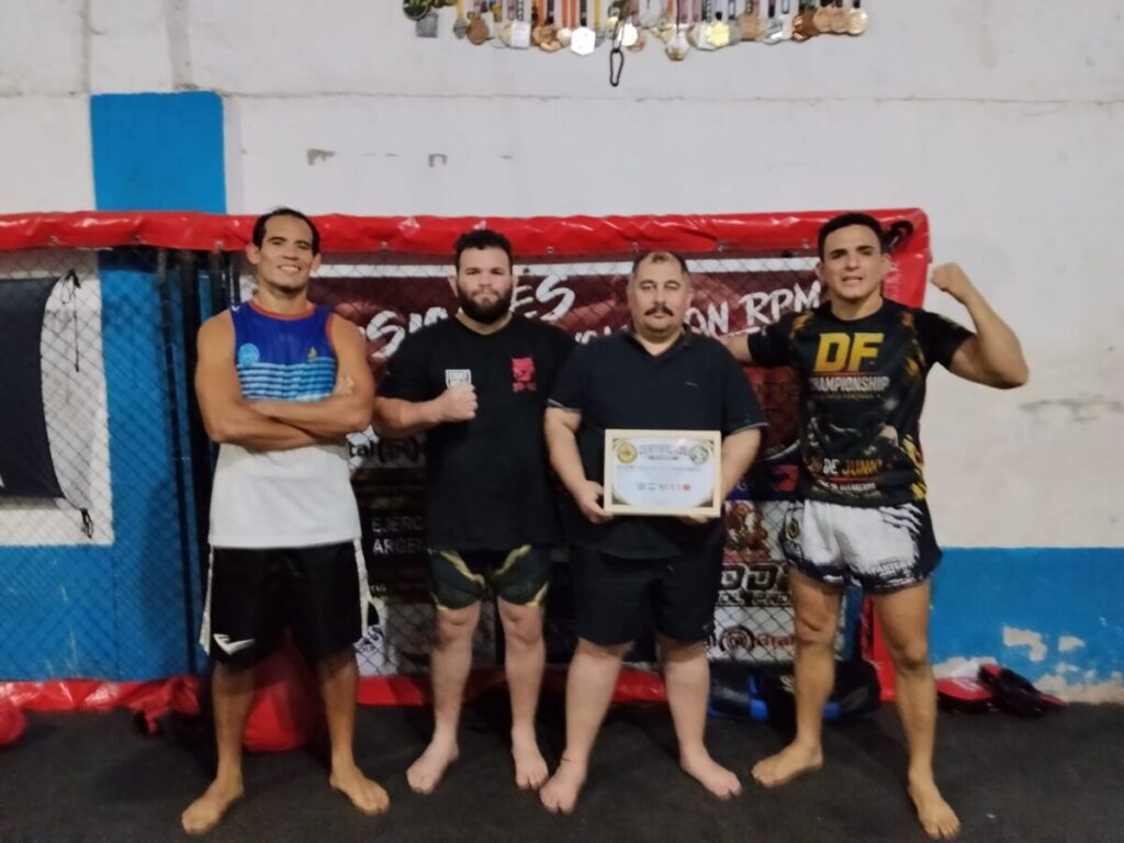 Alumnos del team Pintos rindieron examen y la academia RPM Evolution fue certificada internacionalmente. 4 Alumnos del team Pintos rindieron examen y la academia RPM Evolution fue certificada internacionalmente. imagen-3